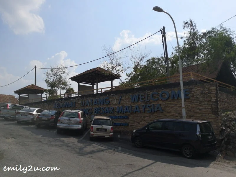 1. Padang Besar