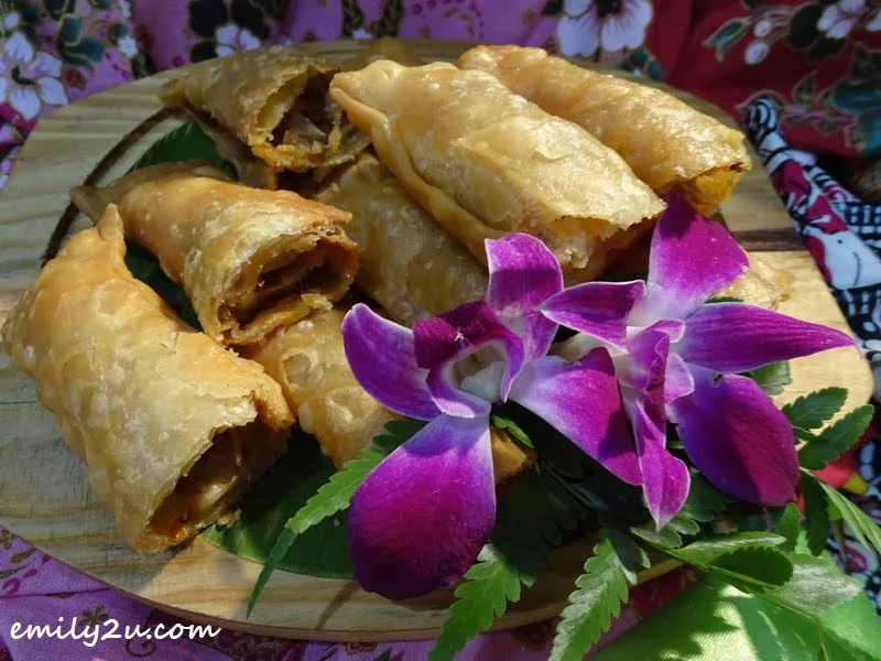 Karipap Sardin