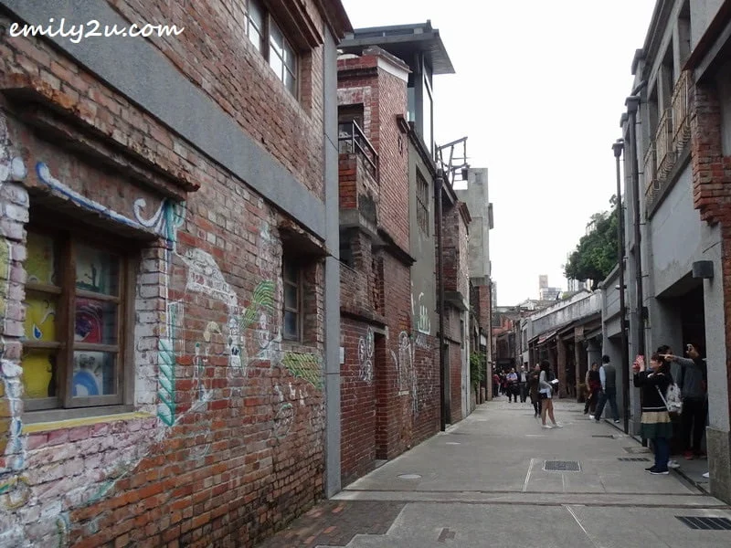 long alley