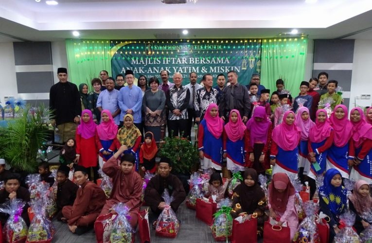 Symphony Suites Hotel Annual Buka Puasa With Underprivileged Kids