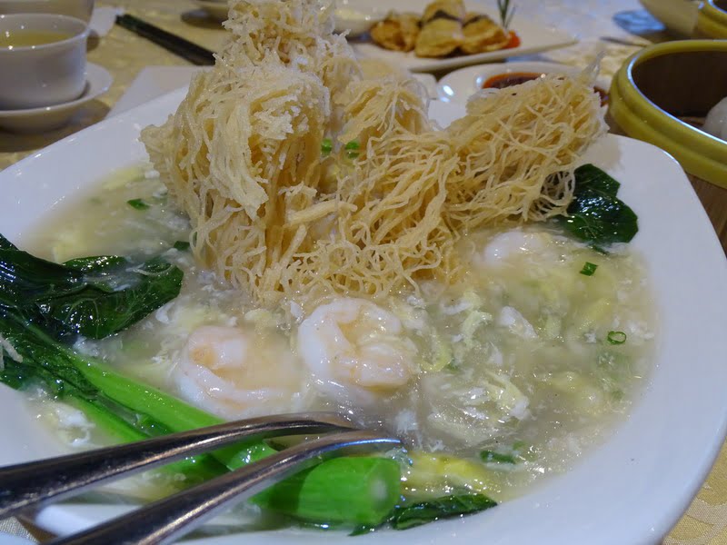 Flat Noodles and Crispy Vermicelli with Seafood in Egg Gravy