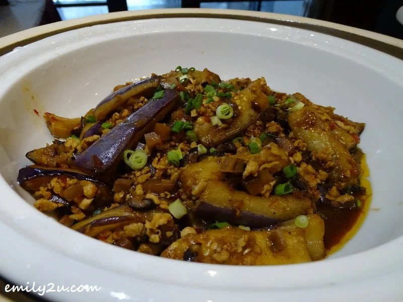 Braised Eggplant with Salted Fish & Chilli