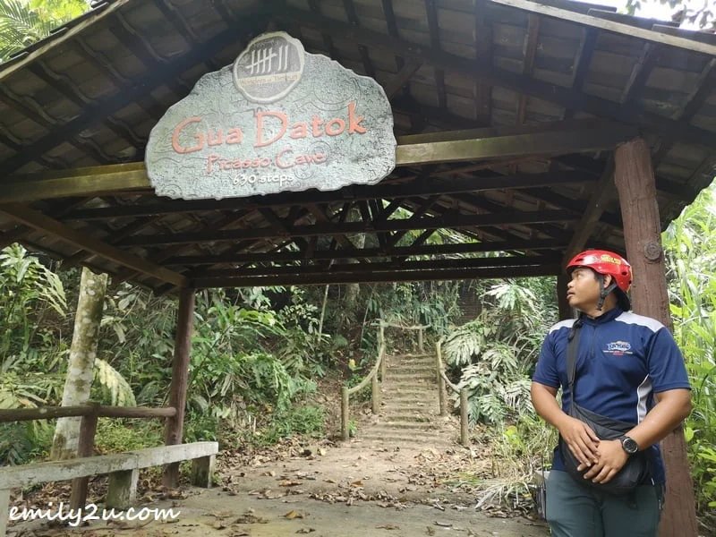 beginning of Gua Datok trail