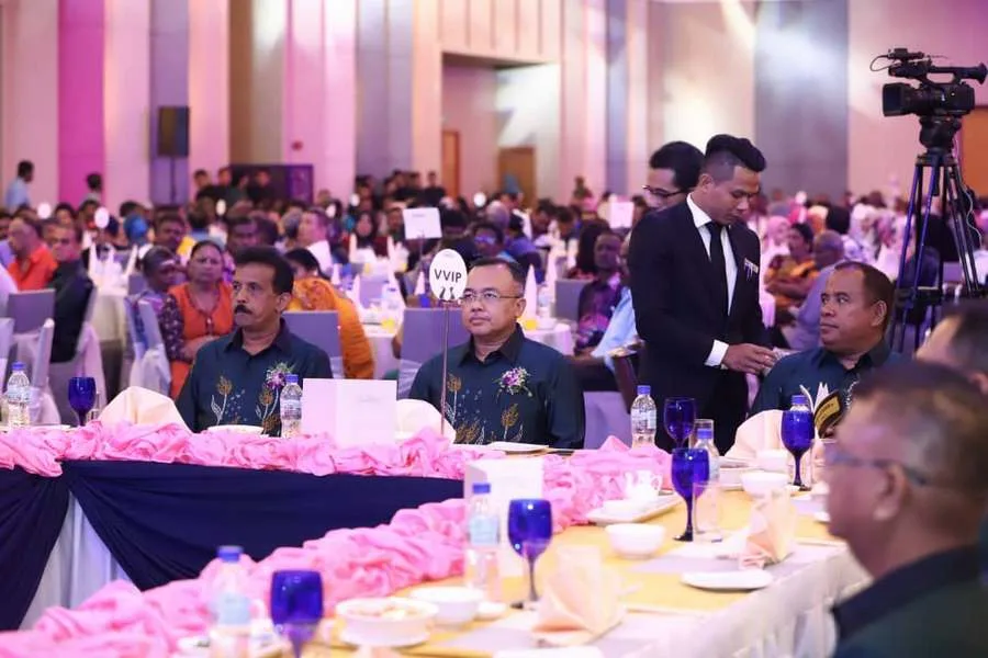  at the VVIP table