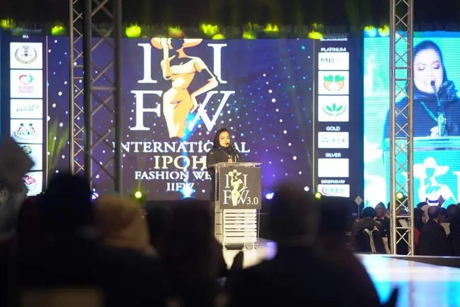 6. speech by IIFW™ Patron-cum-Adviser YABhg. Datin Seri Dr Nomee Ashikin