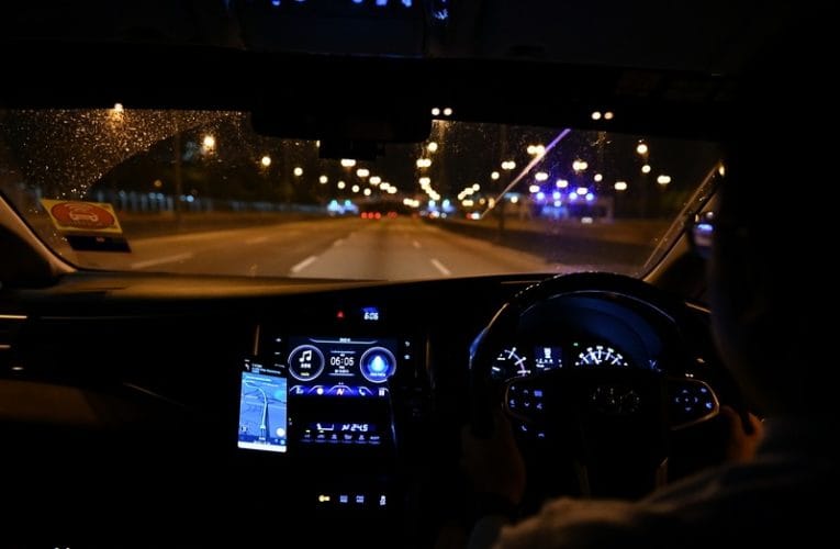 Convenient Airport Transfer to KLIA / KLIA2 @ KL Elegant Limo Service