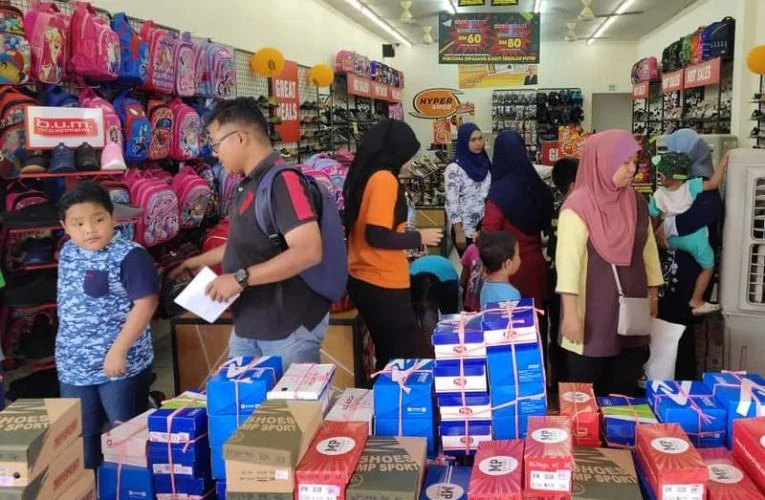 HYPERSHOE to Create a Caring Society Among Malaysians