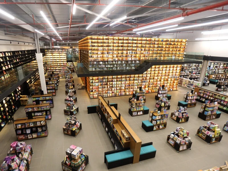 BookXcess Sunway Big Box - the biggest in the southern region with its unique The Box of Knowledge concept bookstore