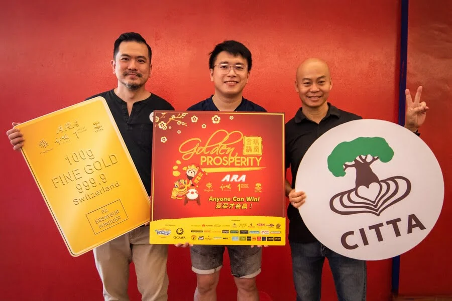 Over at CITTA Mall, the top three winners who qualify to enter the Grand Finals are (from left) Tan Sian Tuang, Chia Sheng Yee and Ken Liew.