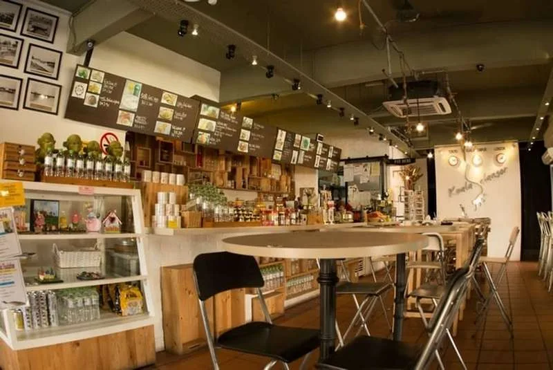 Auntie Foo Cafe (credit: fr.yelp.ca)