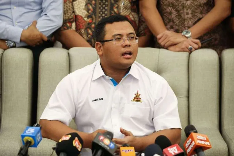 Datuk Seri Amirudin Shari, Datuk Menteri Besar Selangor during a recent press conference at his official residence in Shah Alam.