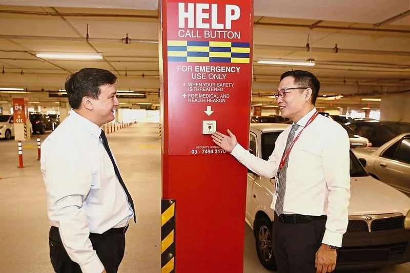The ‘panic button’ feature, equipped by Sunway Pyramid Shopping Mall.