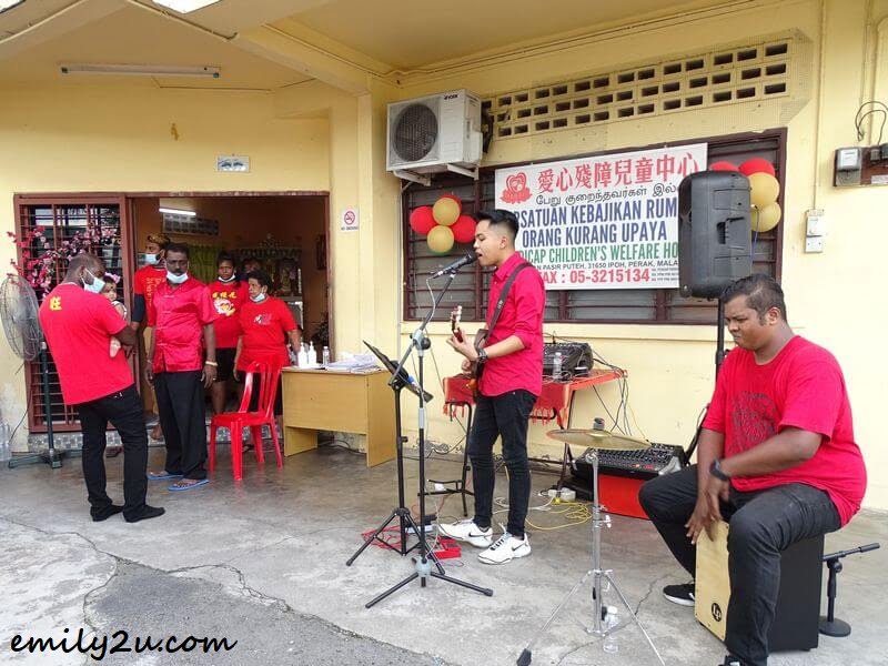 Aiman Ipoh Buskers