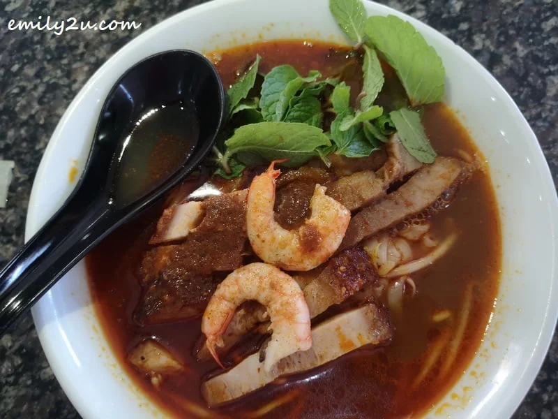 Fei Low Curry Noodles
