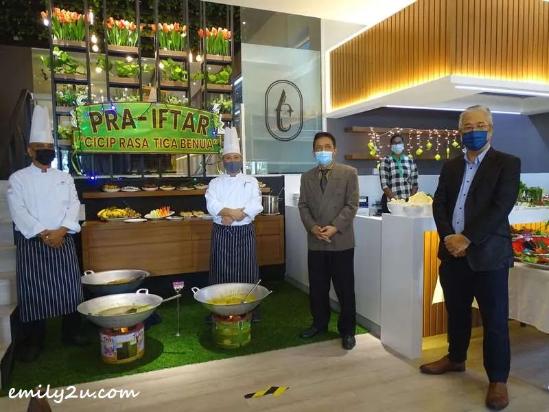 Authentique Restaurant team (L-R): Chef Azim, Chef Sariman, Chief Executive Kompas International College Dr. Ahmat Zambri Abdullah & CEO Shen Jai Education Group Justin Yeoh