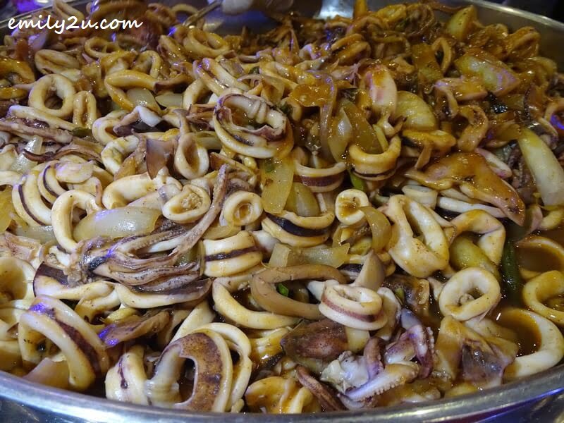 Thai-Style Stir-Fried Squid