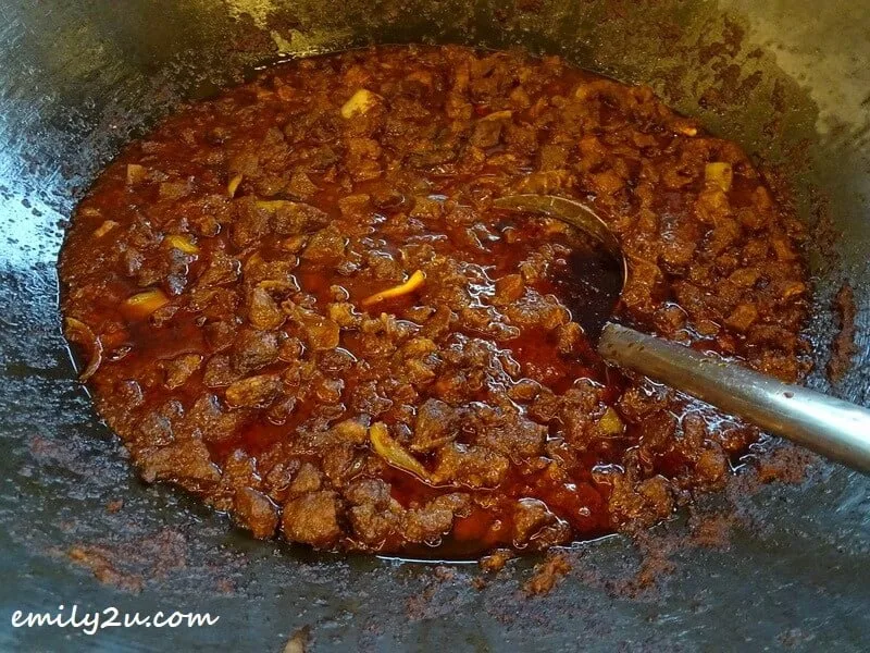 Kambing Gulai Kawah Dengan Umbut Kelapa