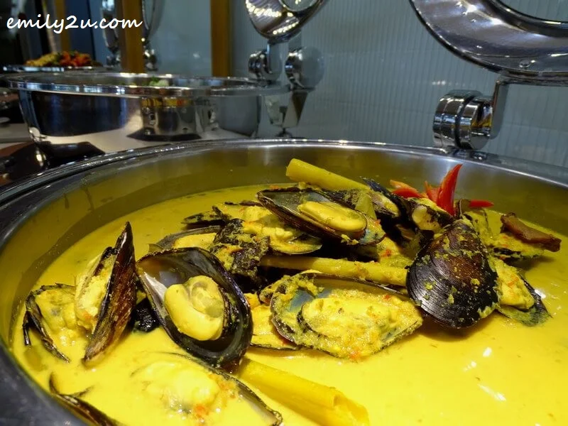 Kupang Masak Lemak Cili Padi