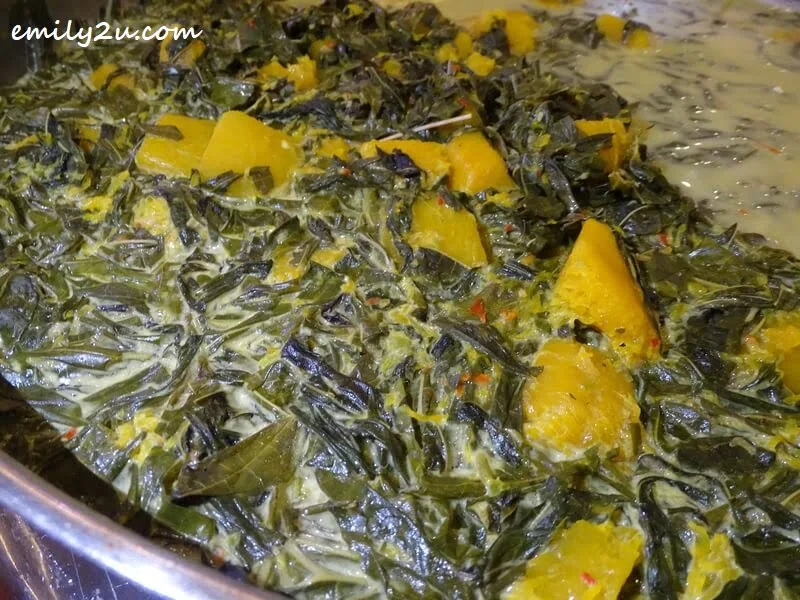 Pucuk Ubi Masak Lemak Labu