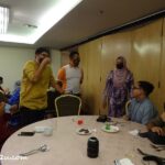 YB Dato Nolee Ashilin Bt. Mohammed Radzi chats with press members