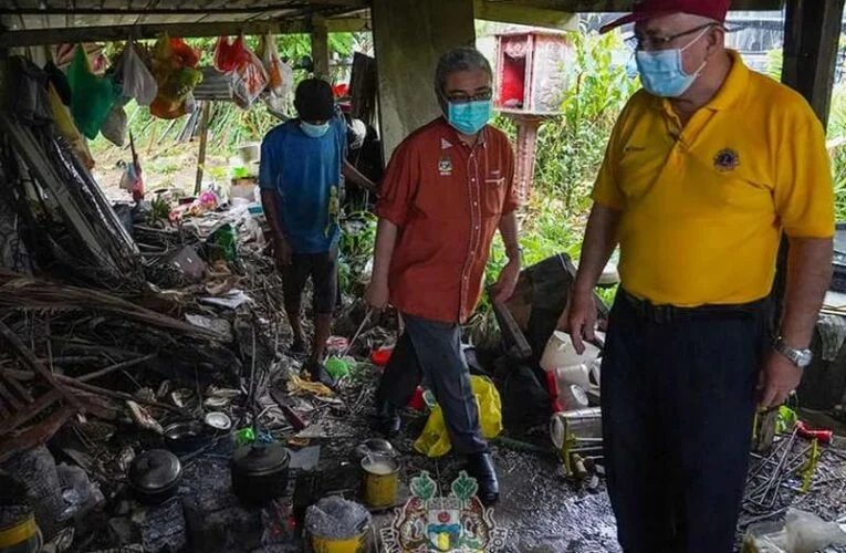 MBI Prihatin Reaches Out to The Poor