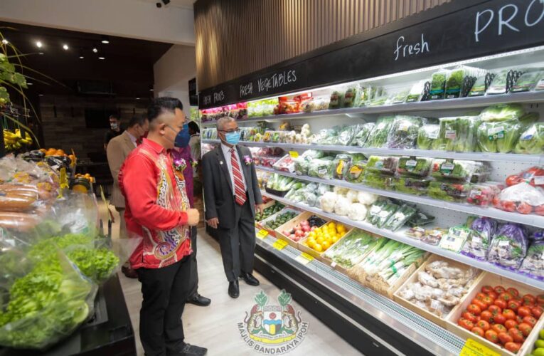 Opening of Pasar Grocer in Canning Garden