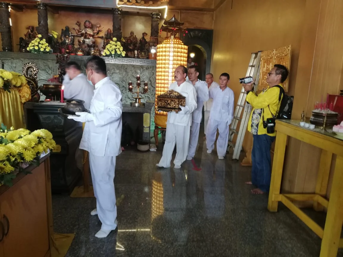 ceremony to install the Imperial Seal at the special altar