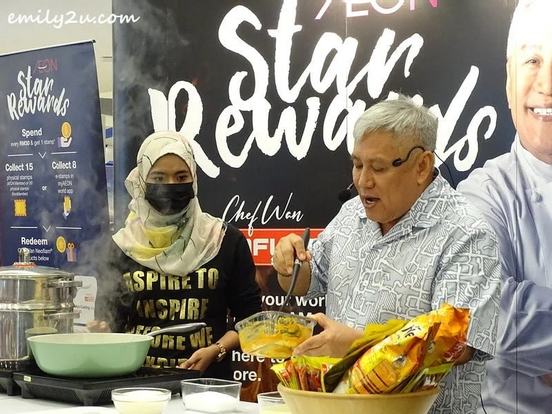 Chef Wan cooks Thai-style prawn curry