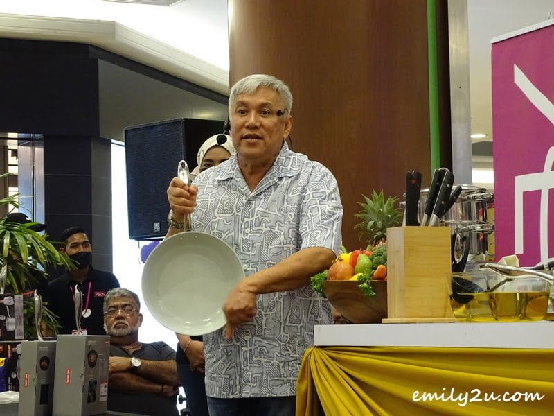 Chef Wan shows what quality cookware means