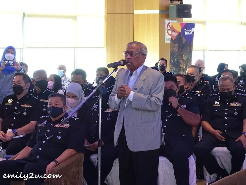 Datuk Mohammad Odzman Abdul Kadir, Perak Tourism Assosictaion President, leads the Q&A session