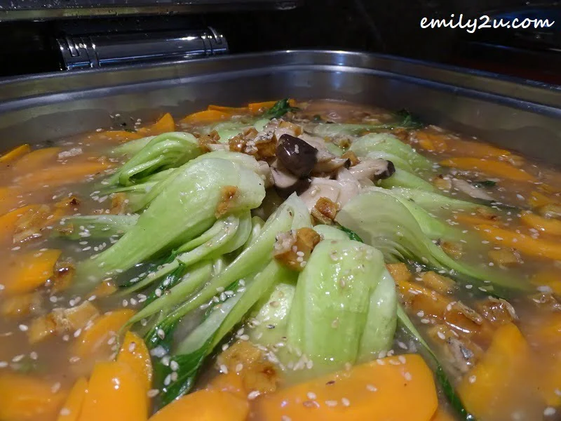 Seasonal Vegetables with Salted Fish