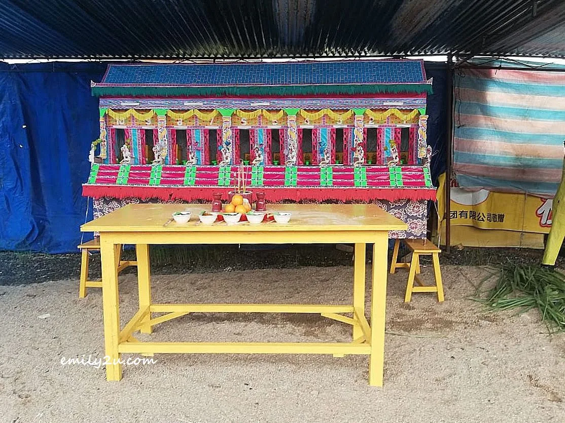 joss paper house