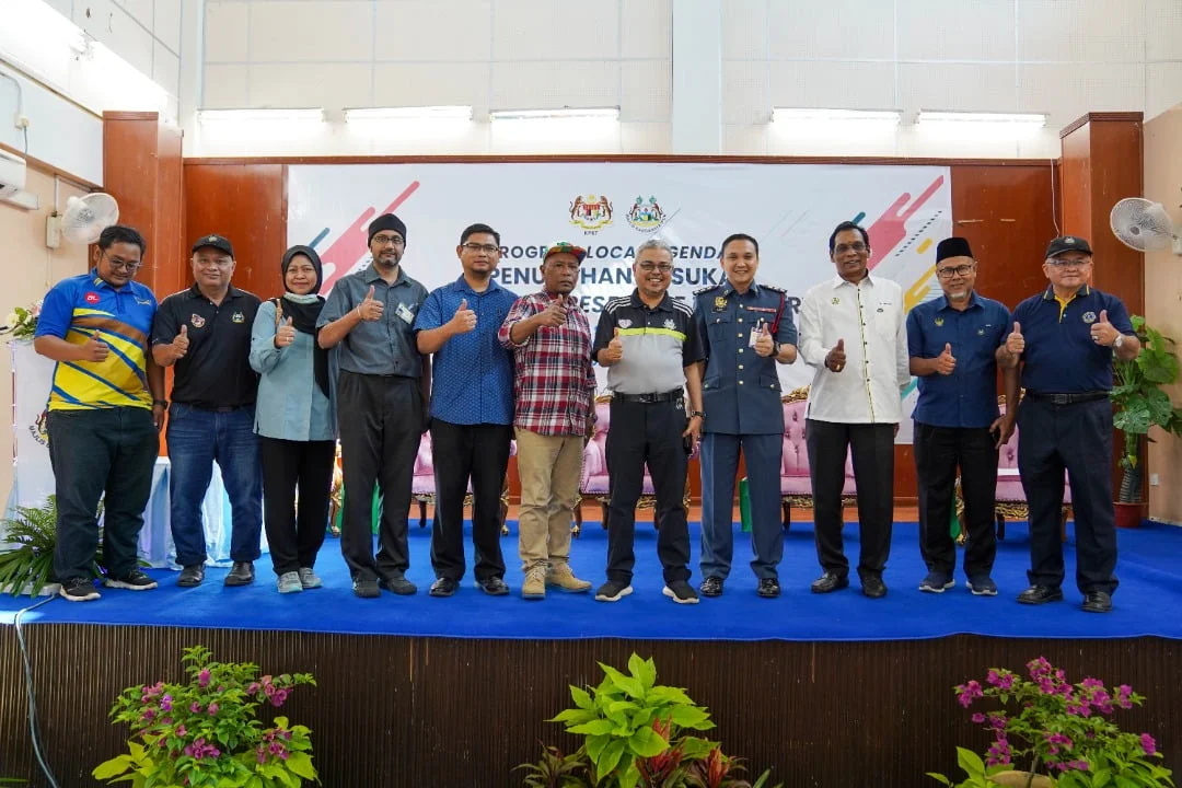 launch of Emergency Response Team (ERT) at the Ashby Road flats along Jalan Hospital, Ipoh