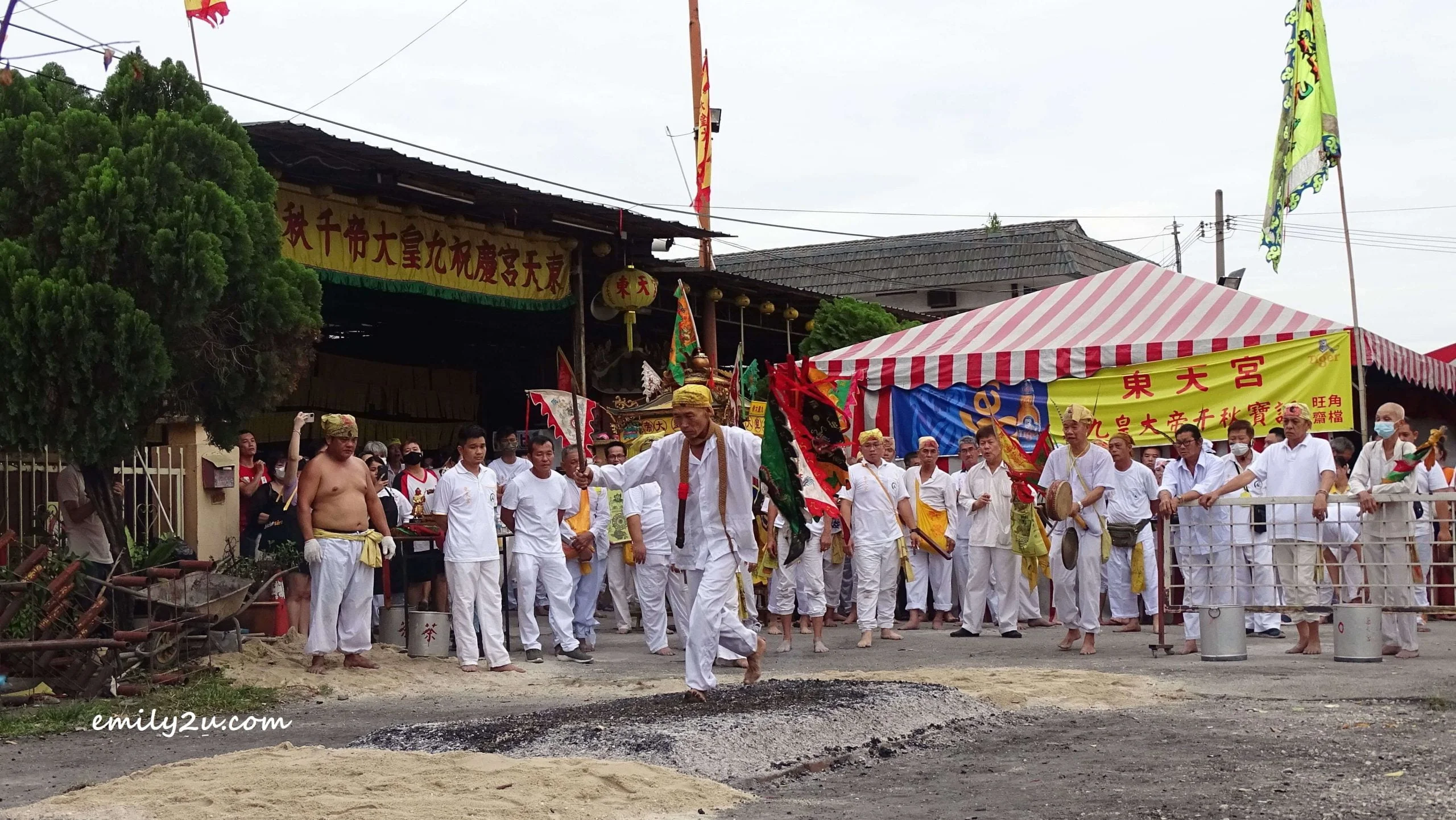 Chief Master (Lead Sifu) first to cross