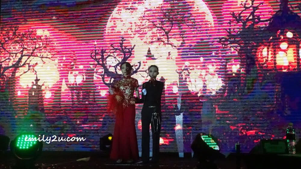 Ker Jia Wen with her Chinese Ghost Bride entry in the Skeleton category