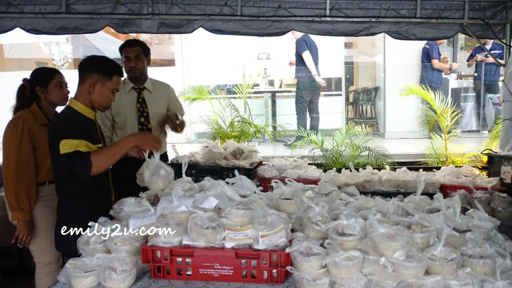 bowls of bubur lambuk are packed ready to be distrubuted