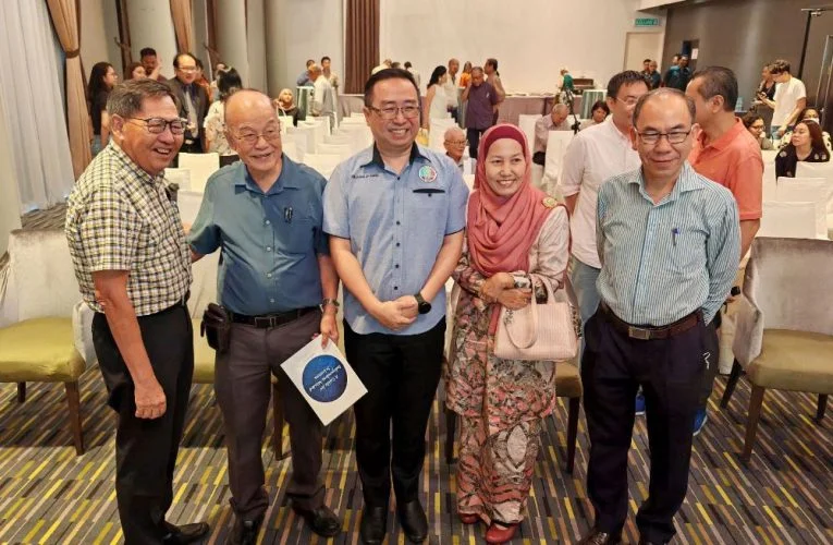Book Launch: ‘A Guide for Independent-Minded Scientists’ by Dr Francis Ng