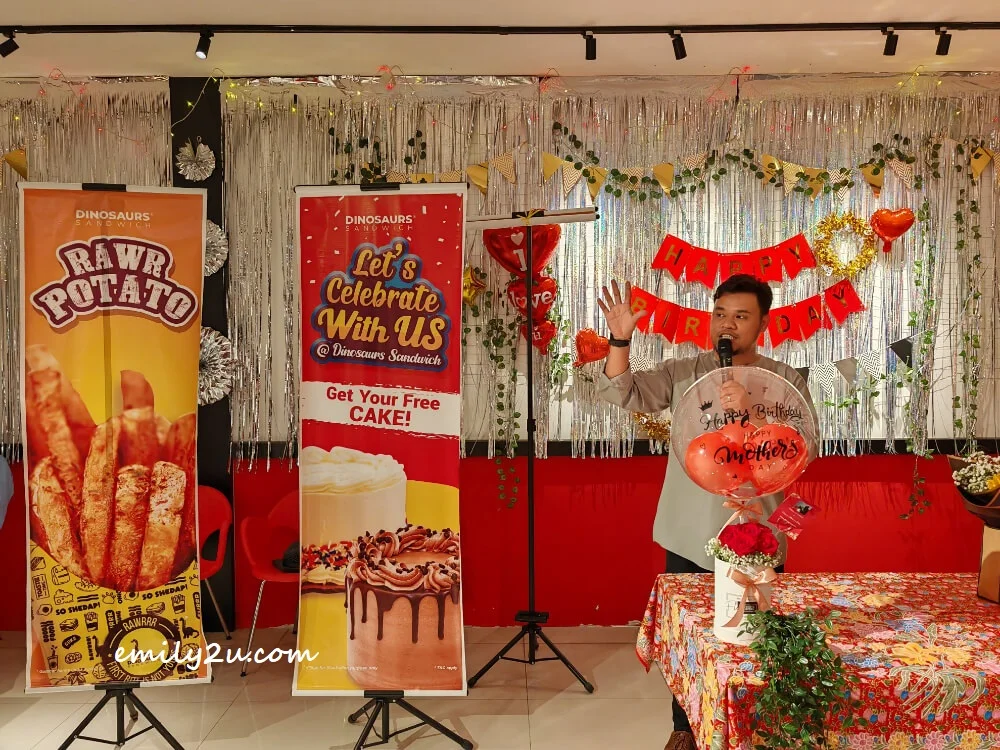 Shahmil introduces Dinosaurs Sandwich