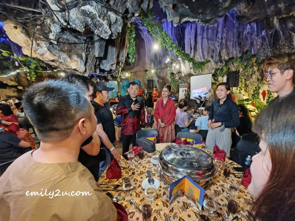 YB Loh Sze Yee, Chairman of the Tourism, Industry, Investment, and Corridor Development Committee of the Perak State Government, is accompanied by CEO Tourism Perak Ms Nurmalis Binti Musa (on his left)