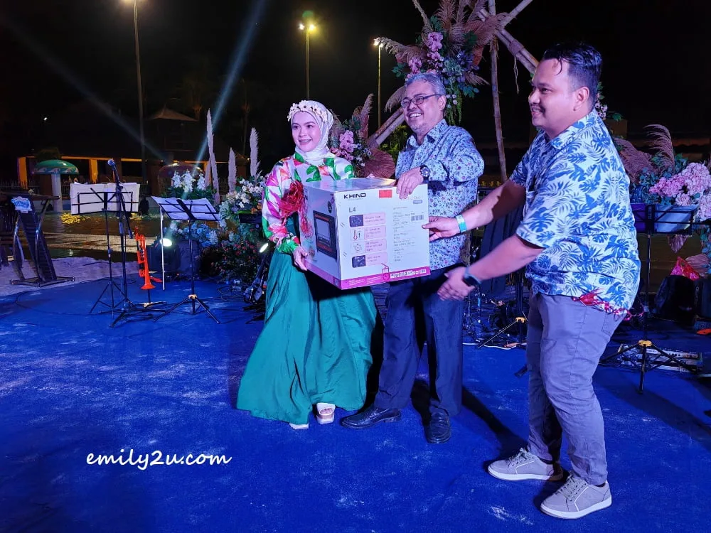 Ain from RTM wins an oven