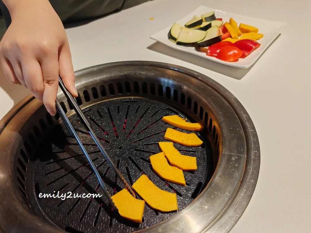 mixed vegetables on the grill