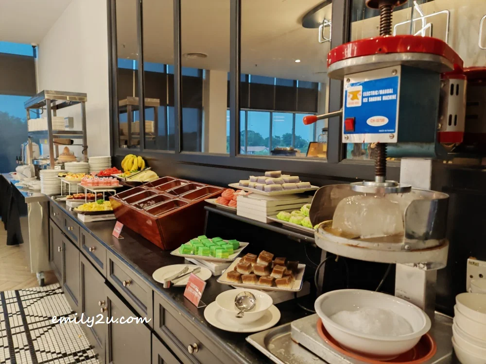 Dessert Counter