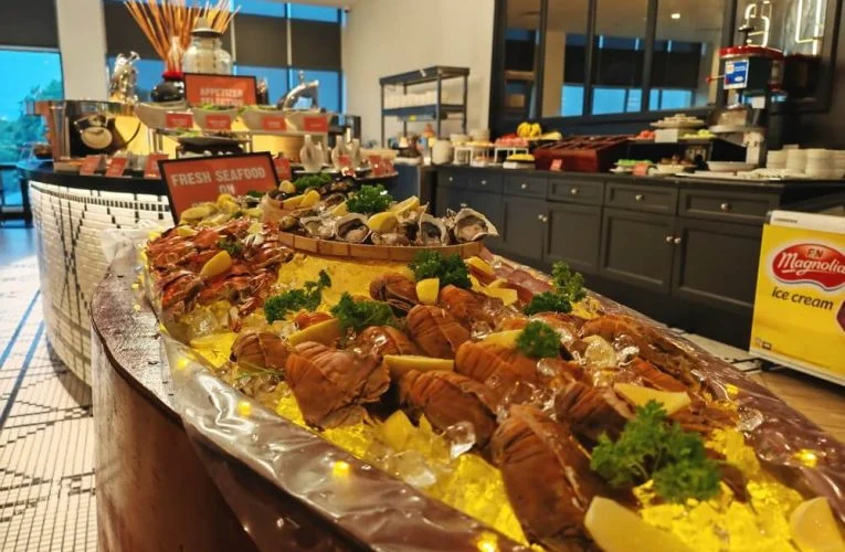 Halal Weekend Seafood Buffet Dinner at Travelodge Ipoh