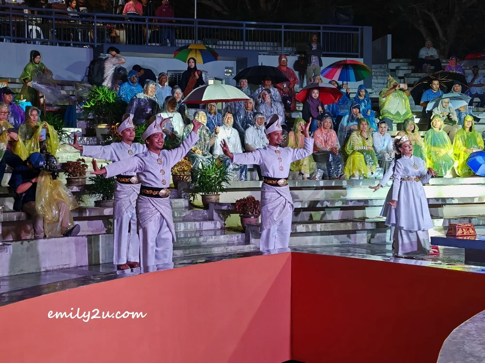 Selangkah Dance Group performs a Malay dance