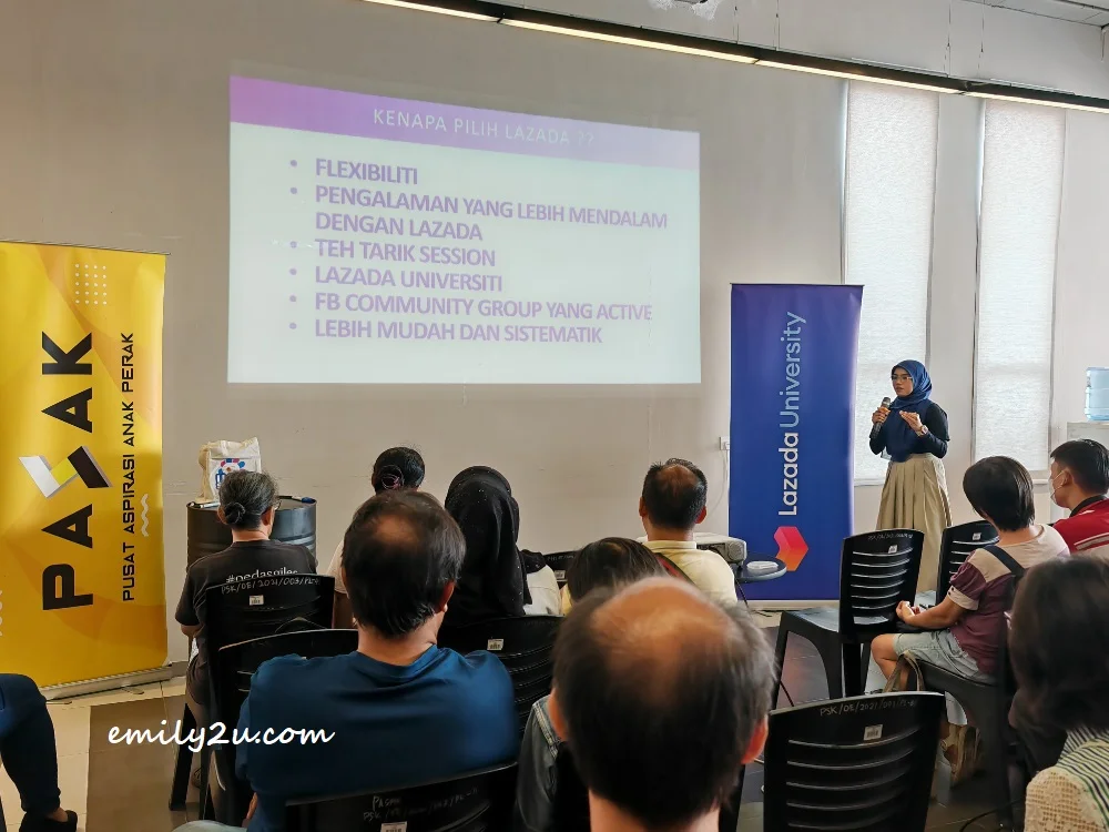 Anna Aziz during her sharing session