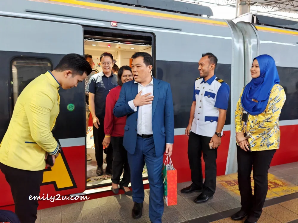the ETS stops at Ipoh Railway Station before proceeding to Butterworth