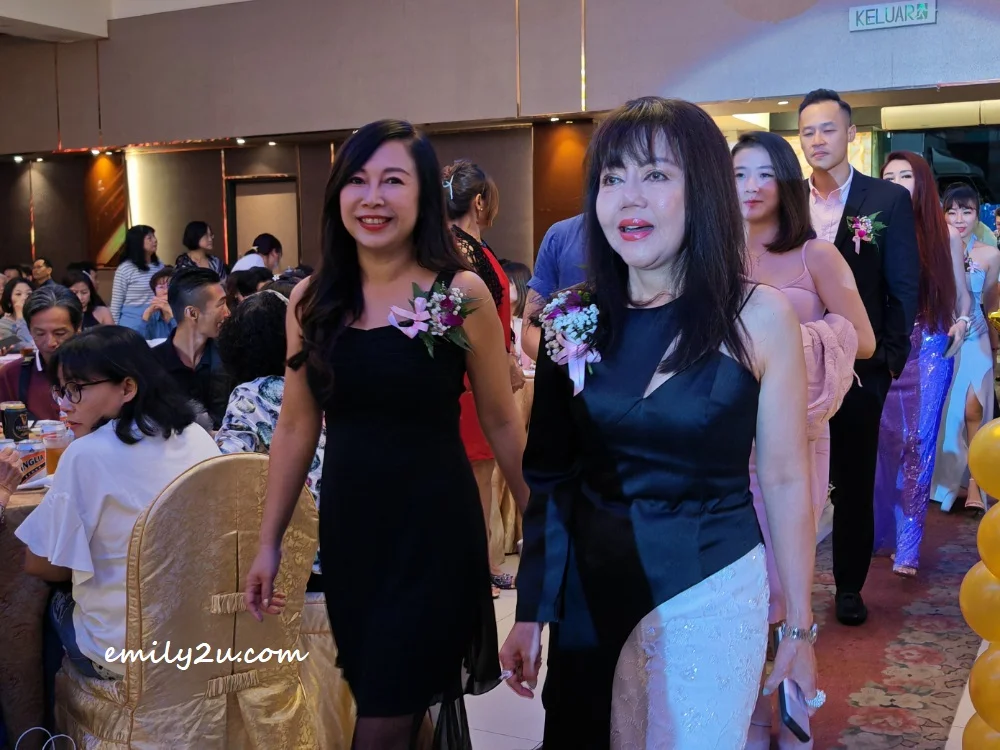 VIP march in (L) Mayyang Lam (SUB International School of Beauty and Make-up) & Datin Irene Lee (Team Keris Berhad co-founder-cum-Deputy Chairman)