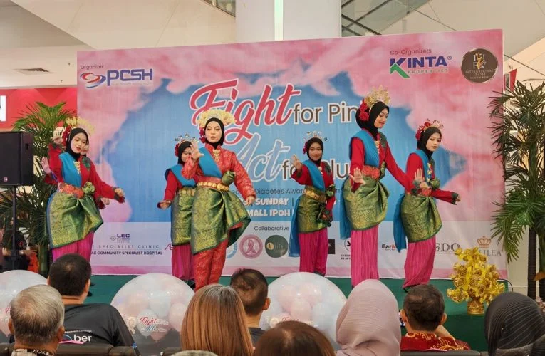 Fight For Pink, Act For Blue: Awareness Campaign on Breast Cancer & Diabetes