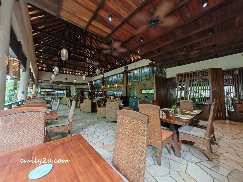 Pomelo Restaurant