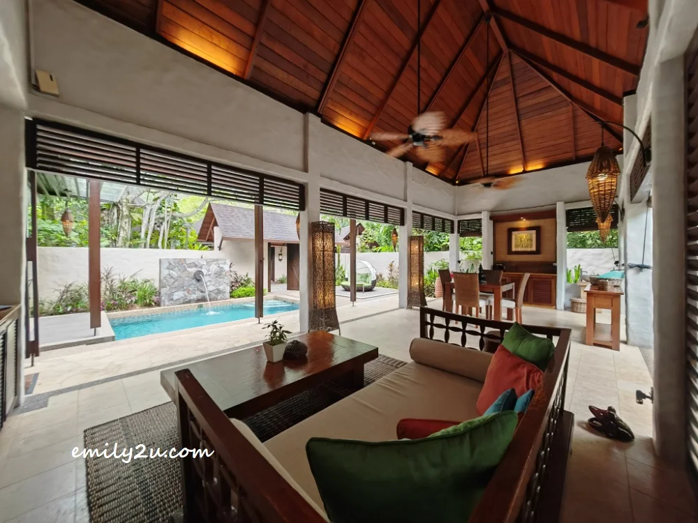 the living and dining space